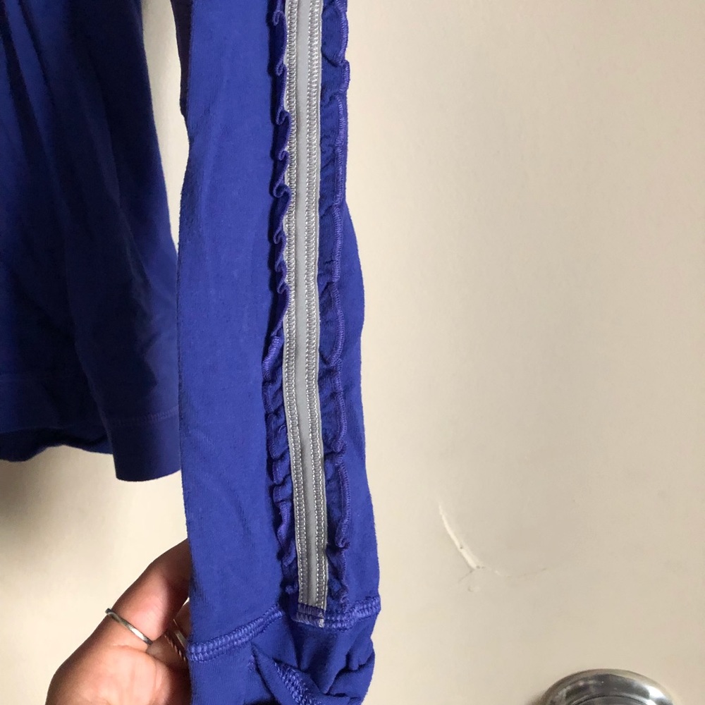 Lululemon jacket - Picture 2 of 5